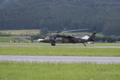 Sikorsky S-70 BLACK HAWK